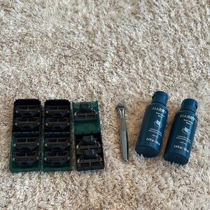 Razor and Shaving Gel Set - Silver and Blue